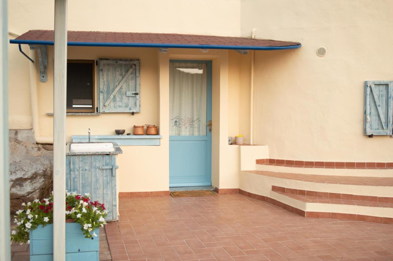 Nel Verde Del Villaggio - Casetta Celeste Gonnesa Ngoại thất bức ảnh